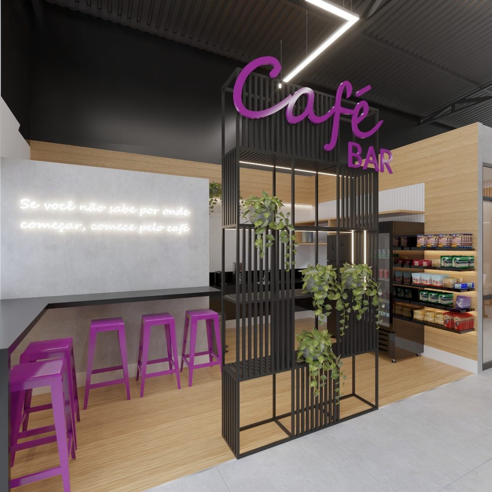 Café bar com letreiro em neon roxo escrito Café Bar, banquetas altas roxas, prateleiras de conveniência e plantas penduradas